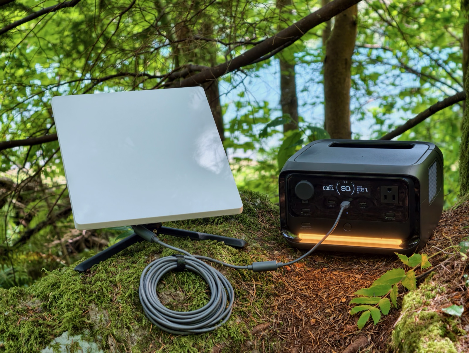 WEYLCORE Starlink Mini Cable Kit powering a Starlink Mini from a portable power station outdoors.